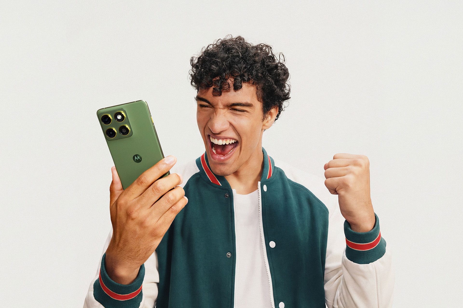 El fútbol te llama. Y Motorola responde.